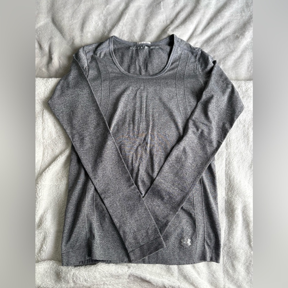 UNDER ARMOUR LONG SLEEVE
